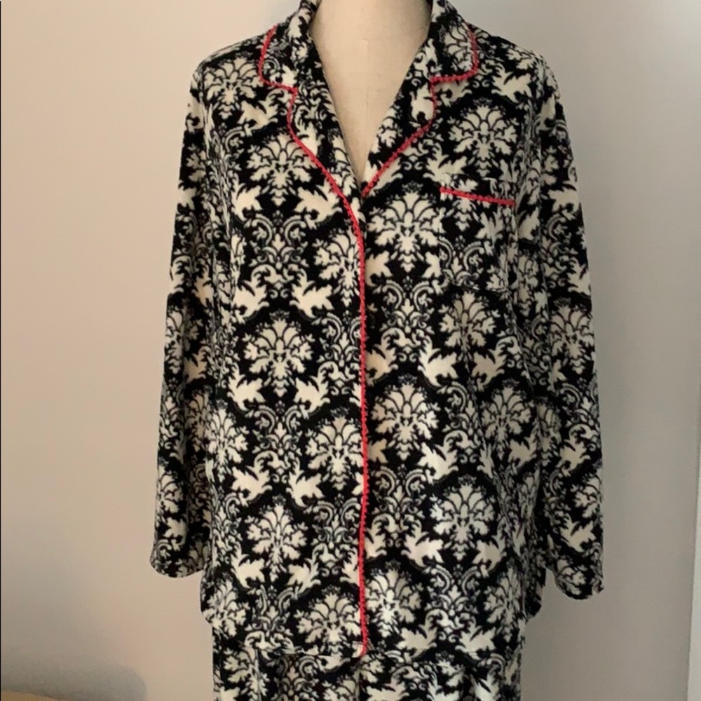 Ellen Tracy 2 Pc Pajamas L Black/White. Soft!!